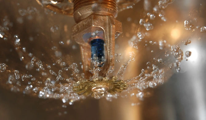 تصویری از سیستم اطفای حریق سقفی