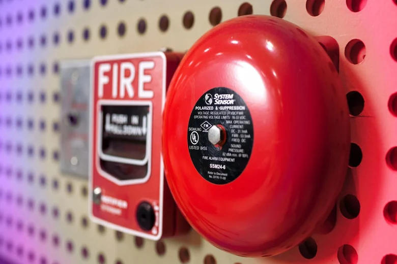 آژیر اعلام حریق چیست؟ - معرفی 5 مورد از انواع آژیر اعلام حریق 3 تصویری از آژیر اعلام حریق چیست
